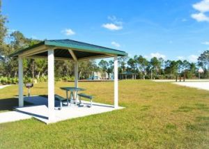 Hammock Lakes Park